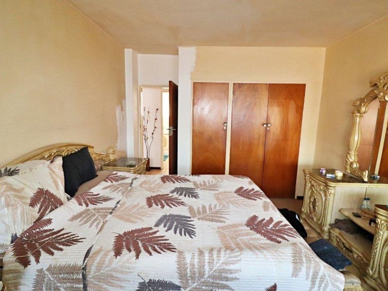 Fantastic Secure 2 Bedroom Flat.  - Photo 6