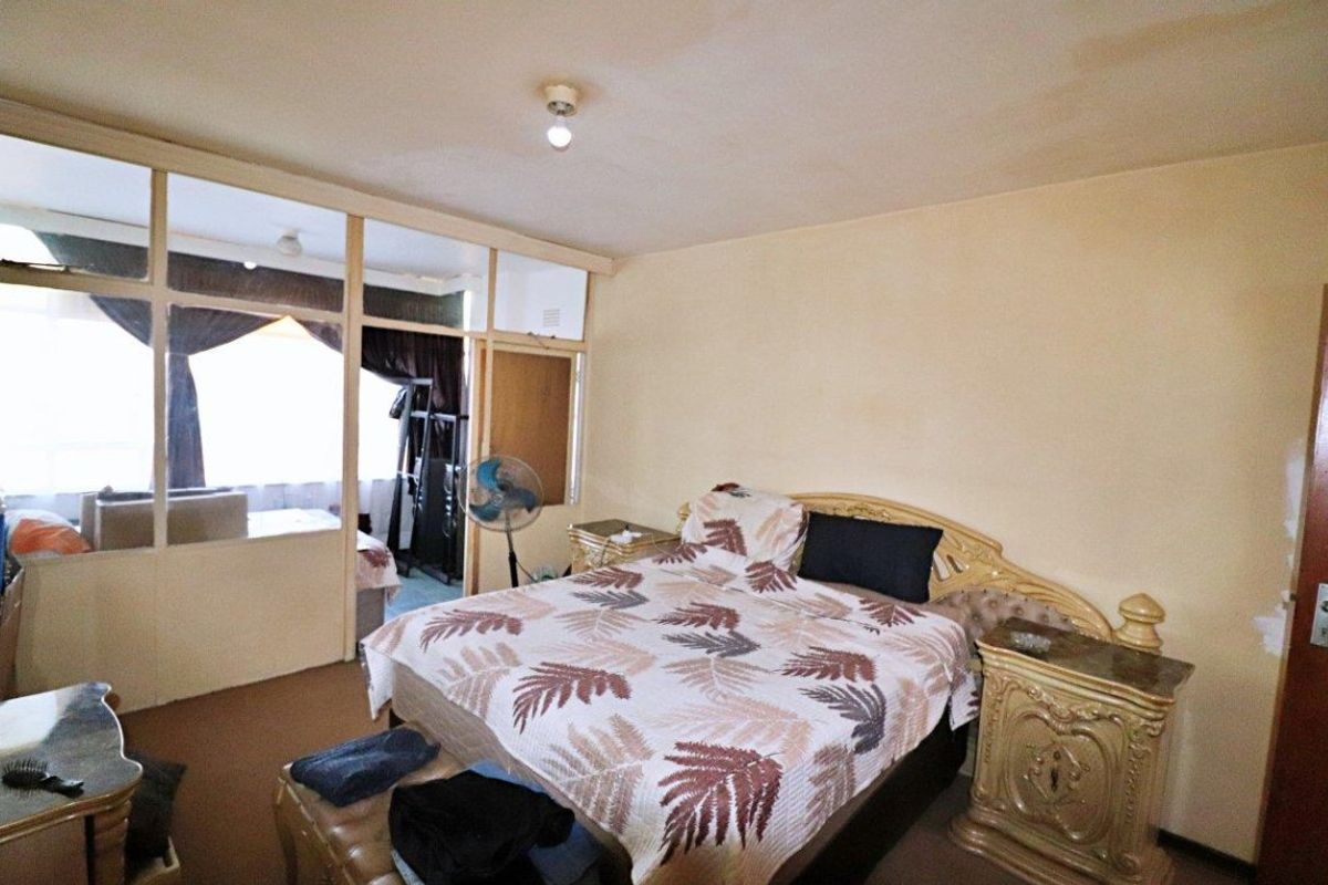 Fantastic Secure 2 Bedroom Flat.  - Photo 5