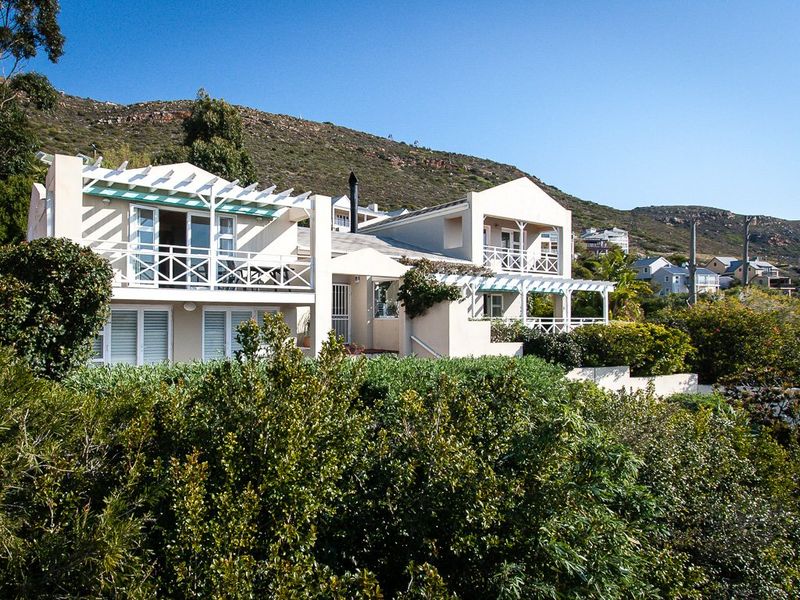Mountainside Contemporary Living in Simons Kloof, Simon’s Town - Photo 8