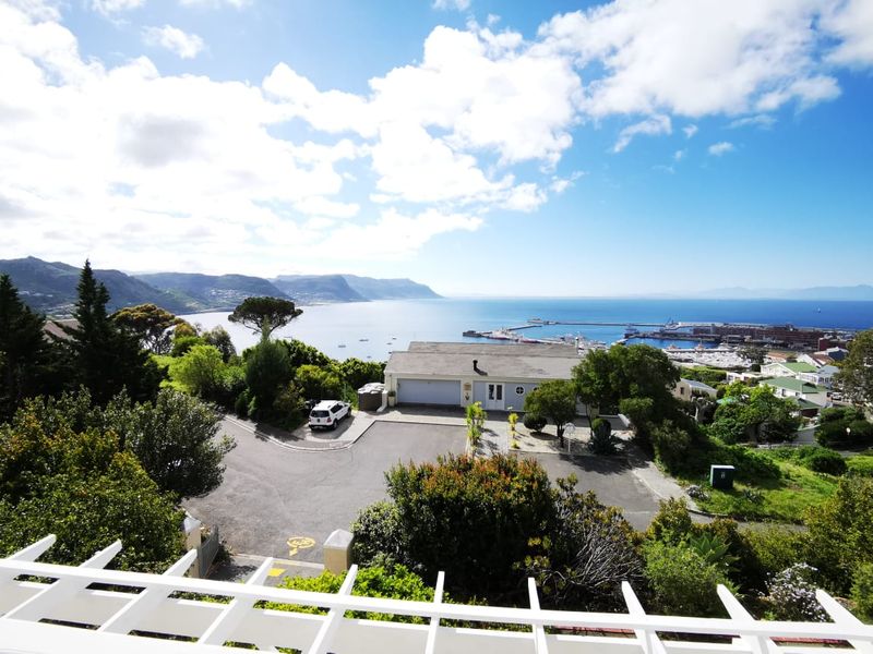 Simon’s Town Harbour View Home with Established Guesthouse Income - Photo 2