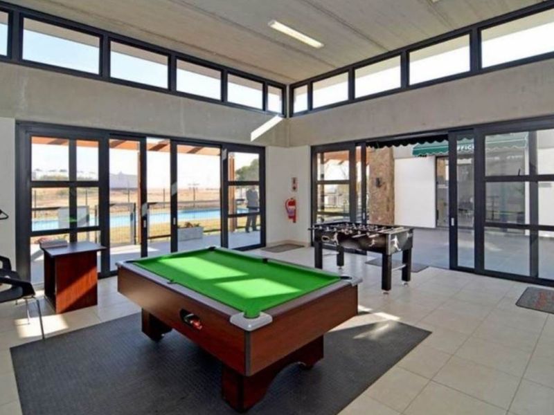 Compact Comfort with Lifestyle Extras – 1-Bedroom Flat for Sale! - Photo 5