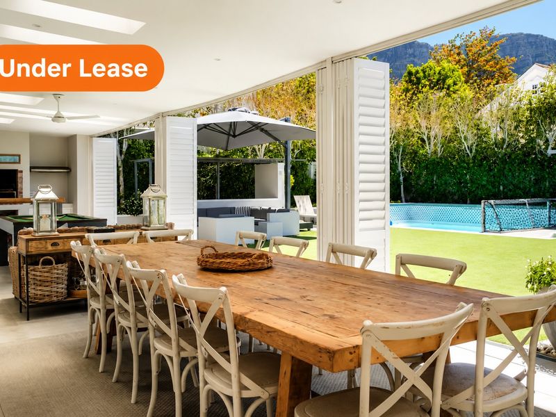 Elegant Family Home To Rent in Prime Claremont Upper - Photo 1