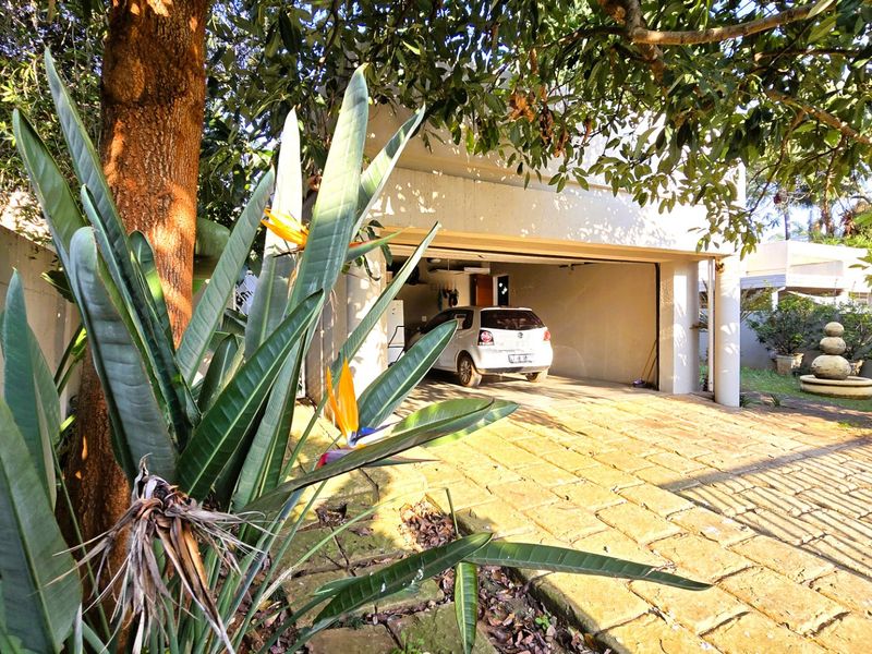 Stunning Family Home for Sale in Faerie Glen – Spacious 3 Bedroom Home with Double Garage and Entertainment Patio - Photo 2