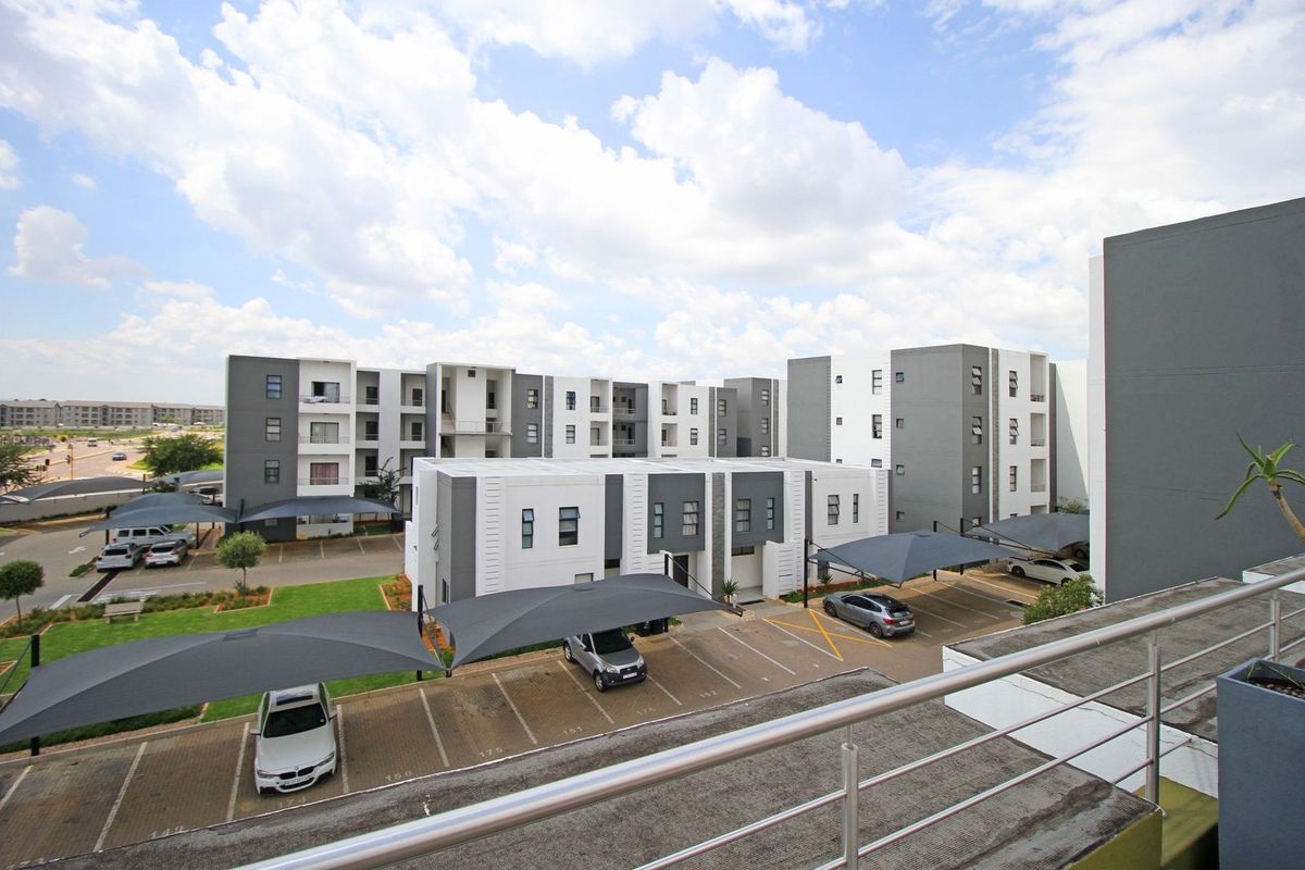 Ground floor furnished 1 bedroom apartment  - Photo 2