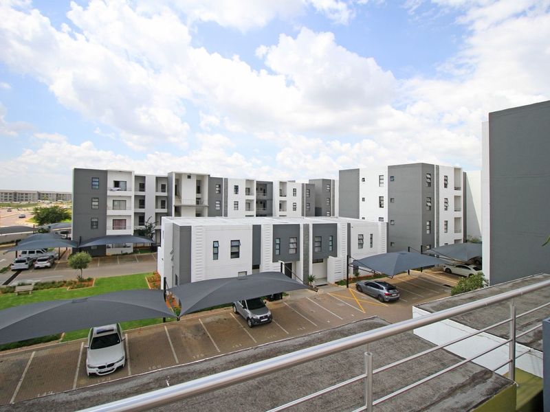 Ground floor furnished 1 bedroom apartment  - Photo 2