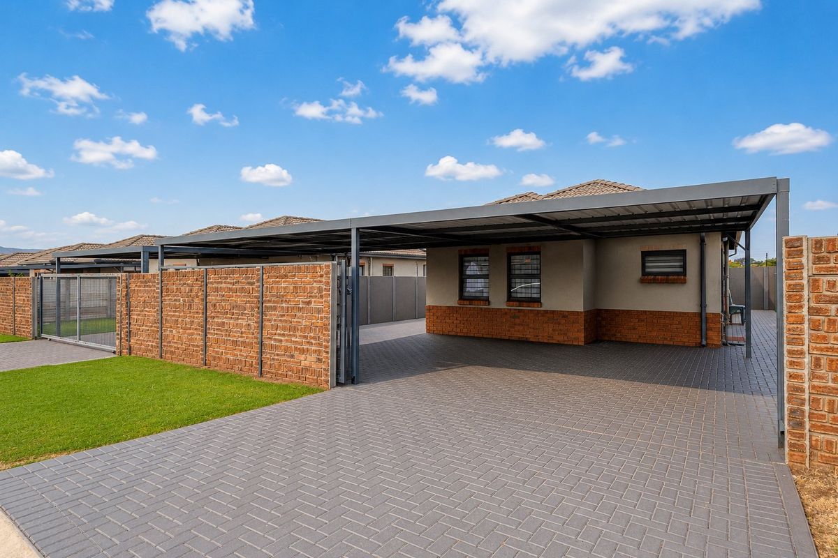 3 Bedroom House Westview - Photo 2