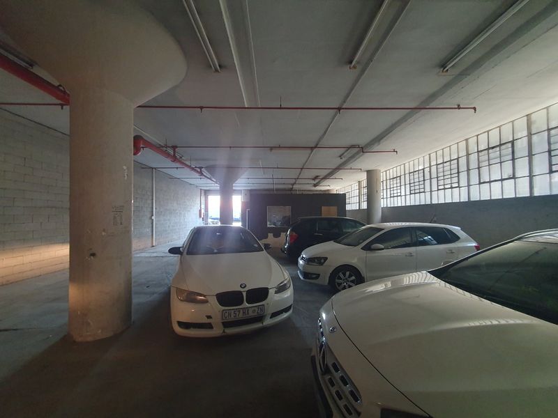 Mini Factory in Secure Industrial Complex - Photo 7