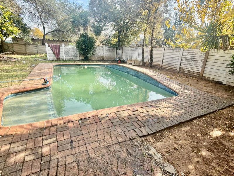 3 Bedroom House for sale in Wilkoppies - Photo 5