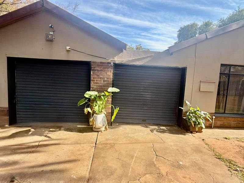 3 Bedroom House for sale in Wilkoppies - Photo 10
