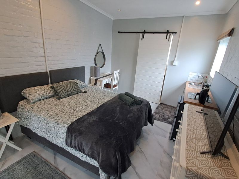Flatlet to rent in Sought-After Walmer - Photo 4