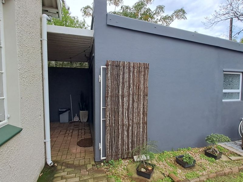 Flatlet to rent in Sought-After Walmer - Photo 8