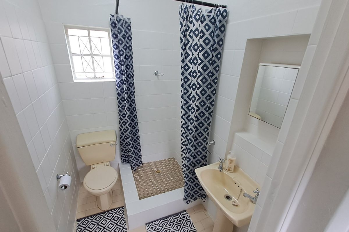 Flatlet to rent in Sought-After Walmer - Photo 5