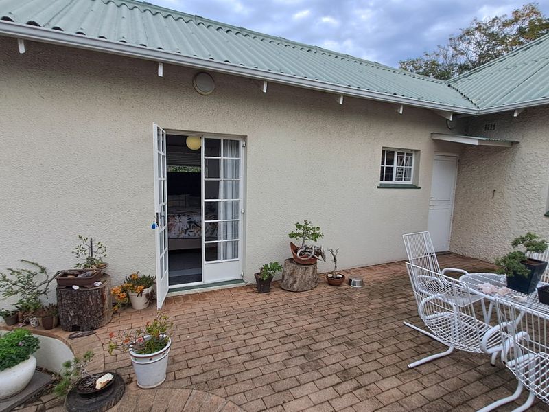 Flatlet to rent in Sought-After Walmer - Photo 2
