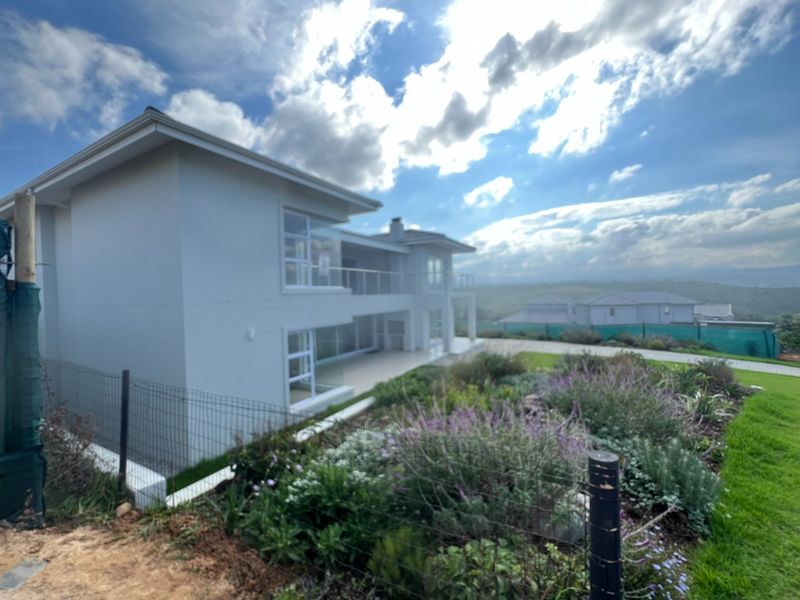 Price Includes VAT - Awe-Inspiring Vistas – Ocean, Lagoon, Golf Course & Mountains Position, Position, Position! - Photo 3