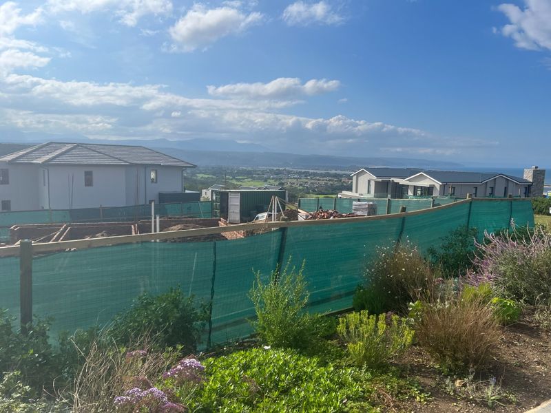 Price Includes VAT - Awe-Inspiring Vistas – Ocean, Lagoon, Golf Course & Mountains Position, Position, Position! - Photo 4