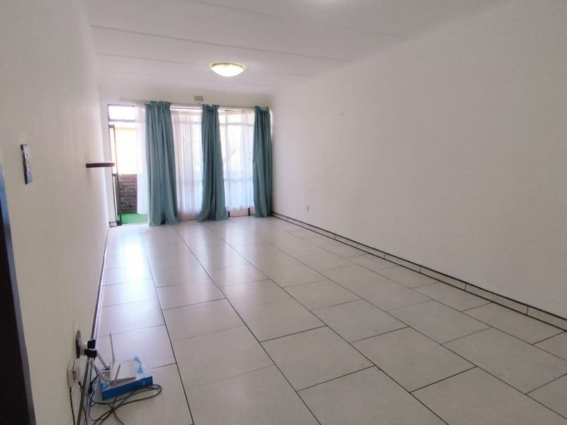MODERN 2-BEDROOM APARTMENT WITH GAS STOVE, SEPARATE DINING, AND PREPAID ELECTRICITY - Photo 6