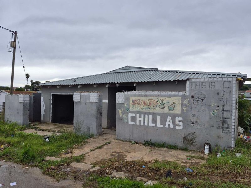 Investment property for sale in Uitenhage - Photo 1
