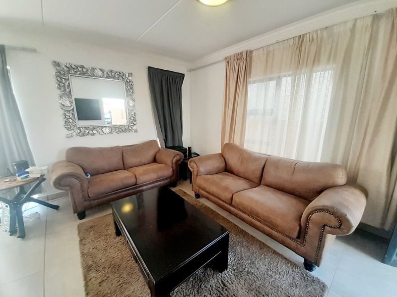 Modern Double Storey Home in a Secure Estate - Photo 2