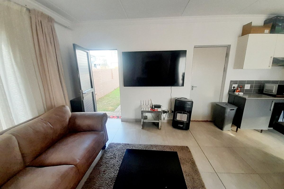 Modern Double Storey Home in a Secure Estate - Photo 5