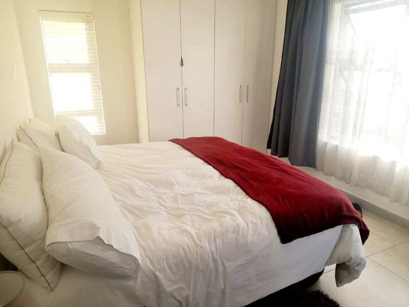 Modern Double Storey Home in a Secure Estate - Photo 9