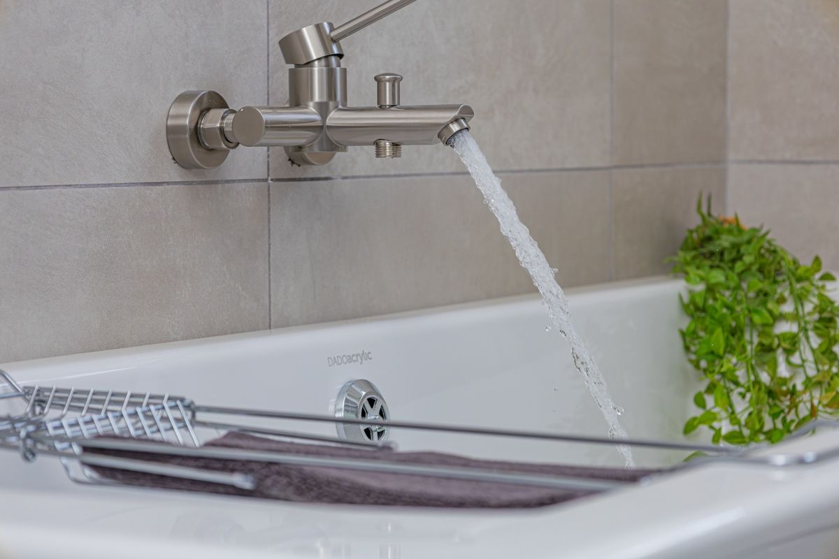 A beautiful 3-bedroom, 2-bathroom townhouse Waterfall manor - Photo 5