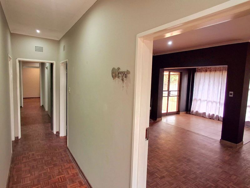 Spacious Home & Flatlet in Convenient School Area - Photo 6