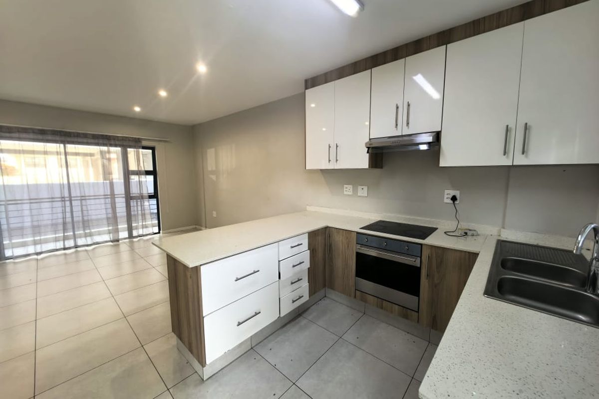 2 Bedrooms, 2 Bathrooms For Sale In Musgrave, Durban - Photo 3