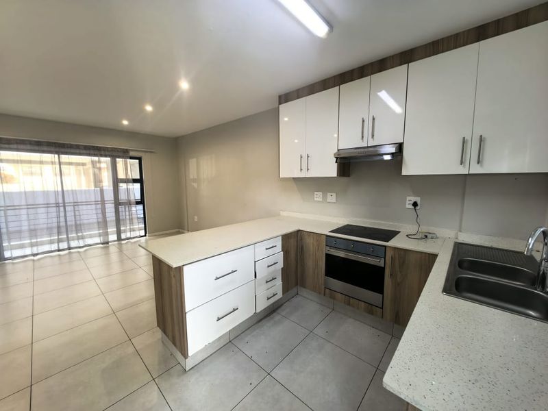 2 Bedrooms, 2 Bathrooms For Sale In Musgrave, Durban - Photo 3