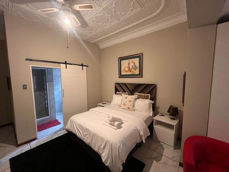 Kensington Gem - a stylish family haven - Photo 8