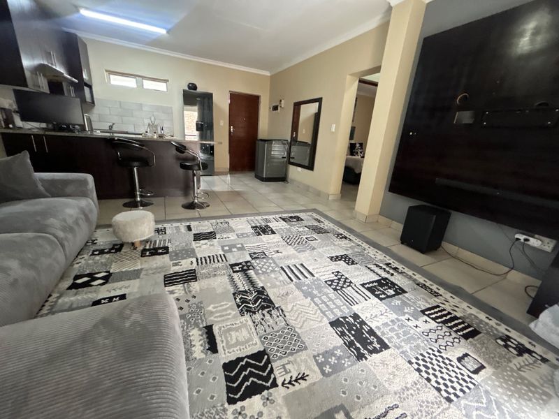 2 bedroom 2 bathroom apartment  - Photo 8