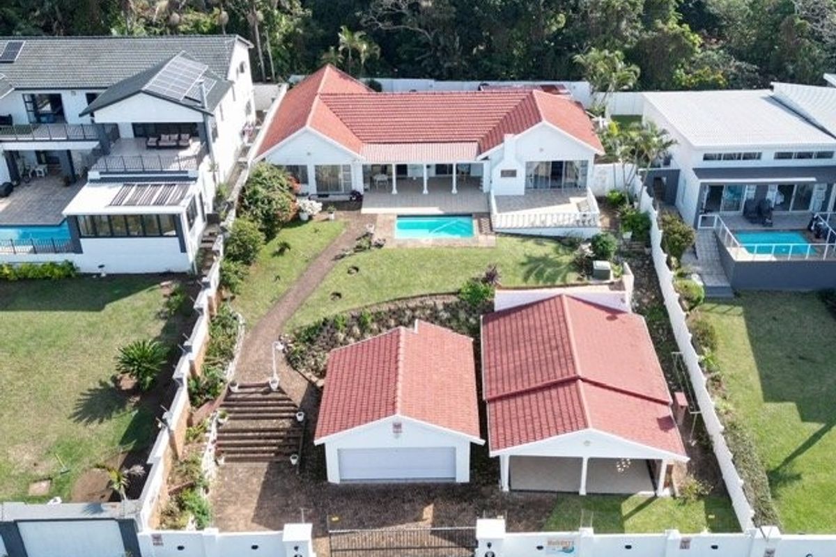 Stunning Coastal Home Designed For Luxury Family Living - Photo 2