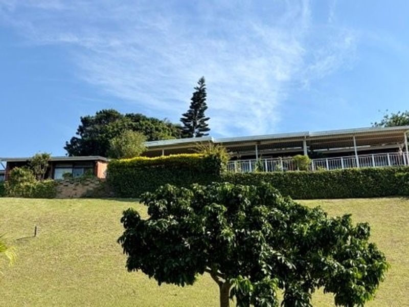 Charming Coastal Townhouse With Lovely Sea Views - Photo 1