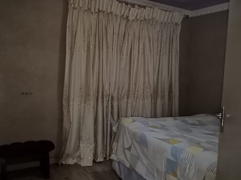 Good Size family Home!!! - Photo 8