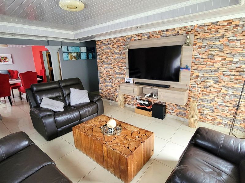 Finally a place you can call Home...  - Photo 8