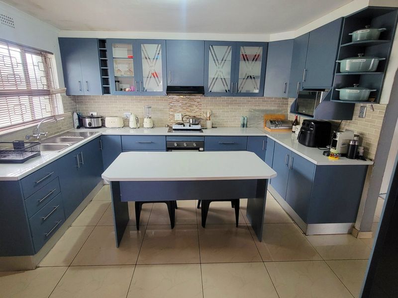 Finally a place you can call Home...  - Photo 2