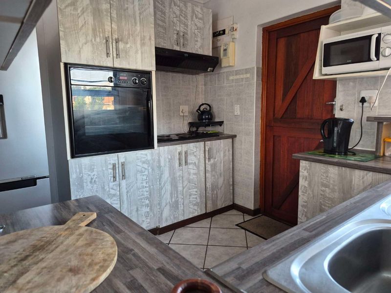 3 bedroom Townhouse for sale in Crestview Villas - Photo 10