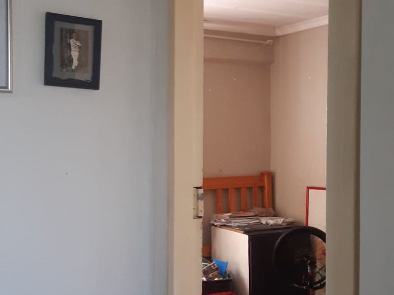 Two Bedroom House with 4 Outside Rooms - Photo 8