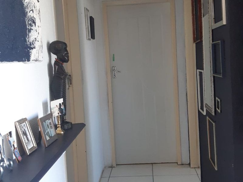 Two Bedroom House with 4 Outside Rooms - Photo 6