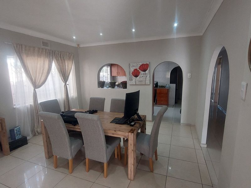 Stylish 3 bed family home in Musgrave - Photo 6