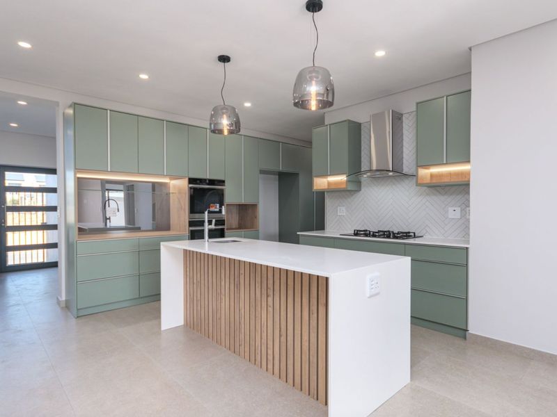 Brand New Double-Storey Masterpiece – No Transfer Duty! - Photo 1