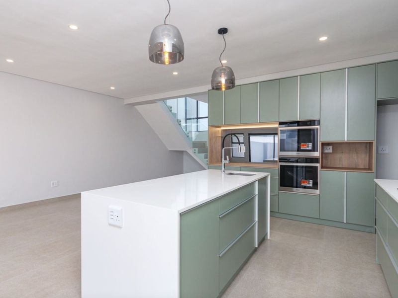 Brand New Double-Storey Masterpiece – No Transfer Duty! - Photo 3