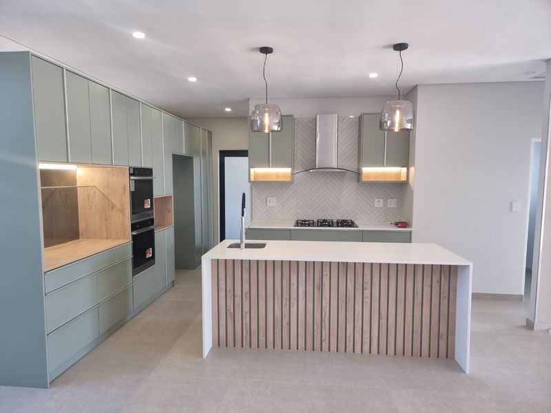 Modern Double-Storey Living in Sandown | 4 Bed | 4 Bath  - Photo 2