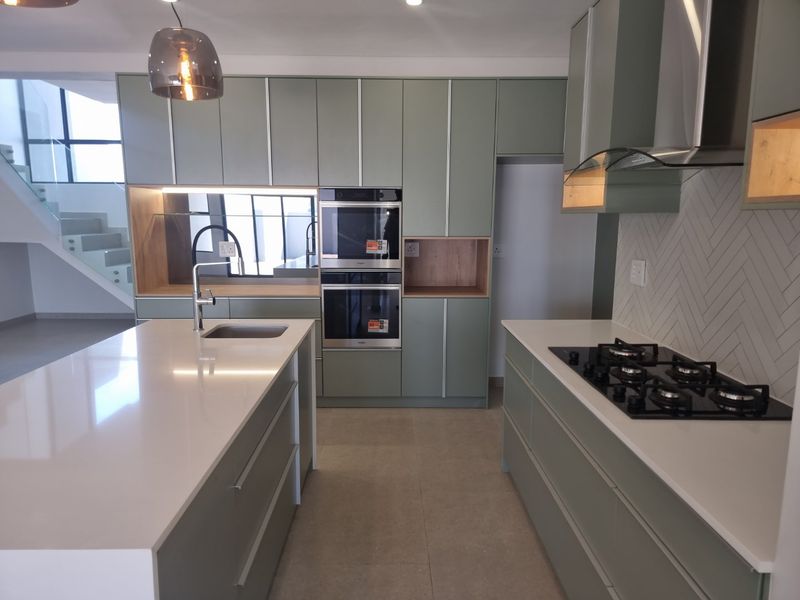 Modern Double-Storey Living in Sandown | 4 Bed | 4 Bath  - Photo 4