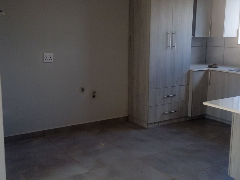 Modern & luxurious 2 bedroom apartments for sale in a new development - Melodie - Hartbeespoort - Photo 3