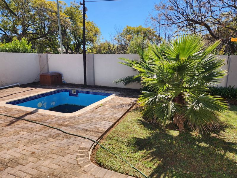 3 BEDROOM TOWNHOUSE IN WILKOPPIES - Photo 7