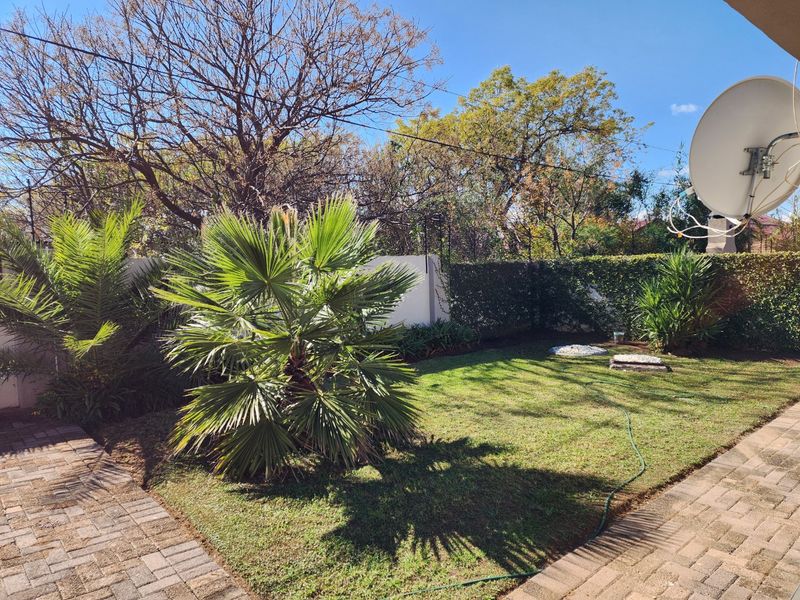 3 BEDROOM TOWNHOUSE IN WILKOPPIES - Photo 6