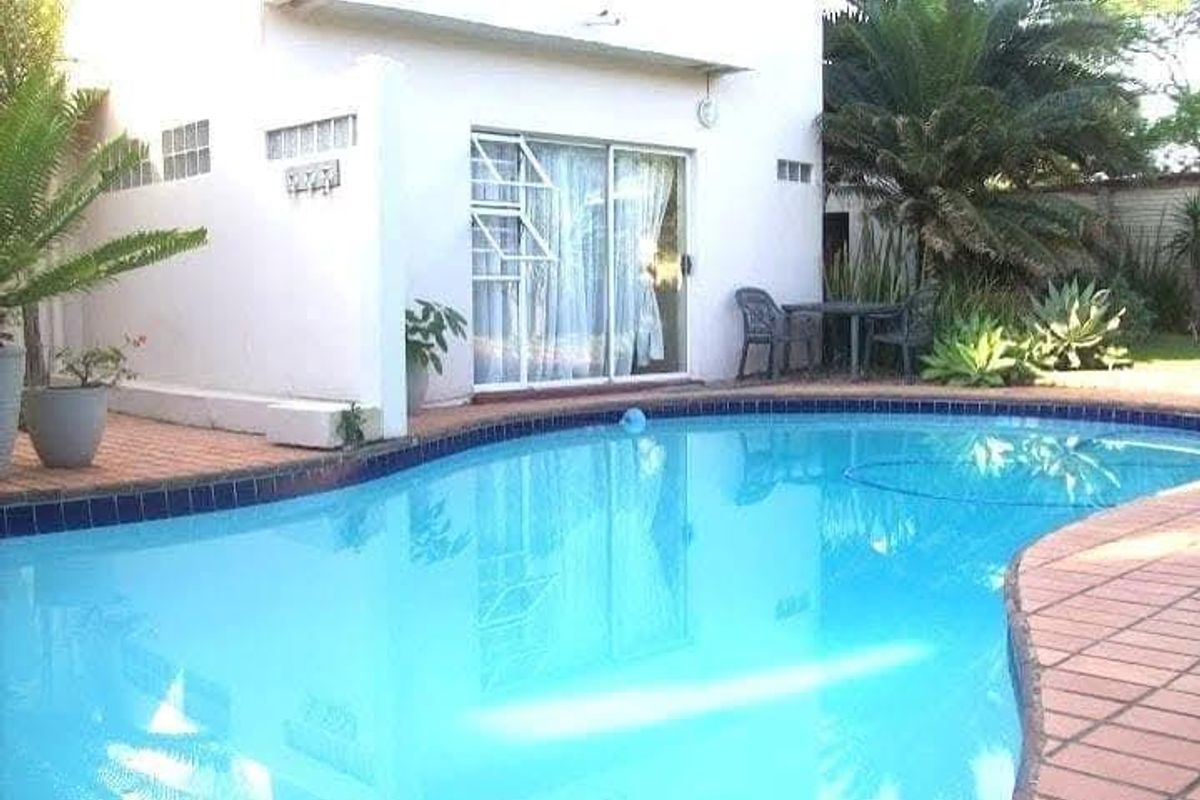 FURNISHED PET FRIENDLY APARTMENT - LA LUCIA - Photo 4