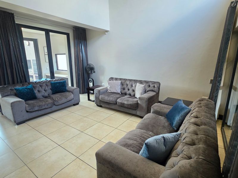 JUST IDEAL FOR FAMILY LIVING ENTERTAINING AND TIMELESS COMFORT. - Photo 10