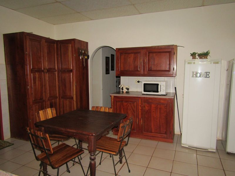 4HAC – Income-Generating Property Portfolio For Sale! - Photo 1