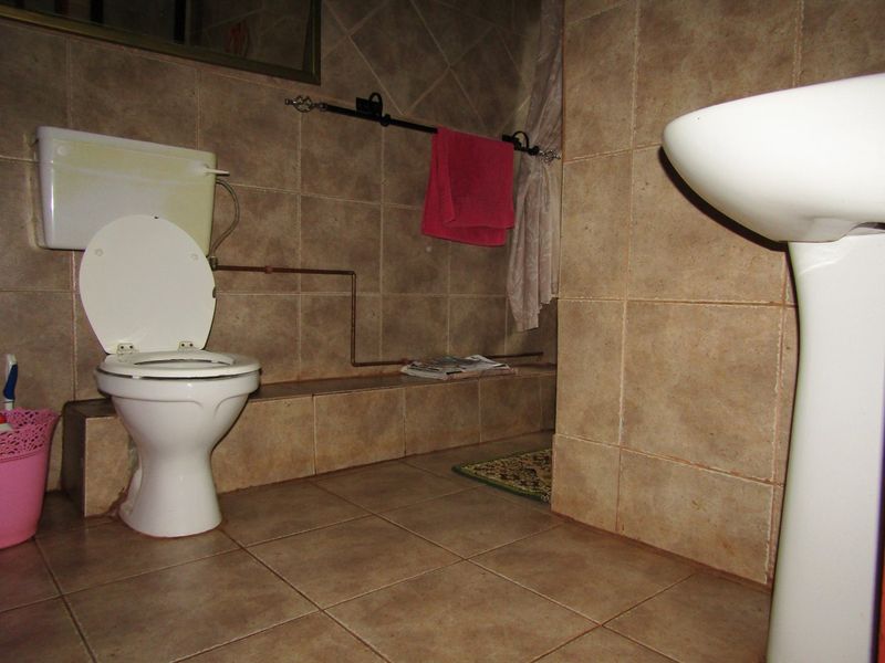 4HAC – Income-Generating Property Portfolio For Sale! - Photo 8